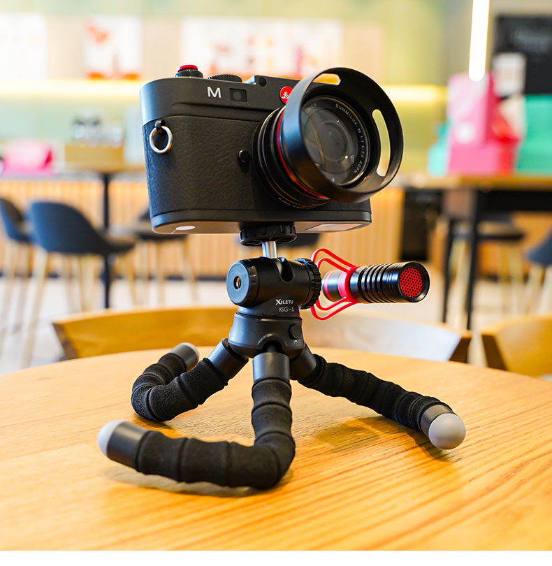 Apple-Compatible Desktop Octopus Tripod with Ball Head for Mobile and Camera