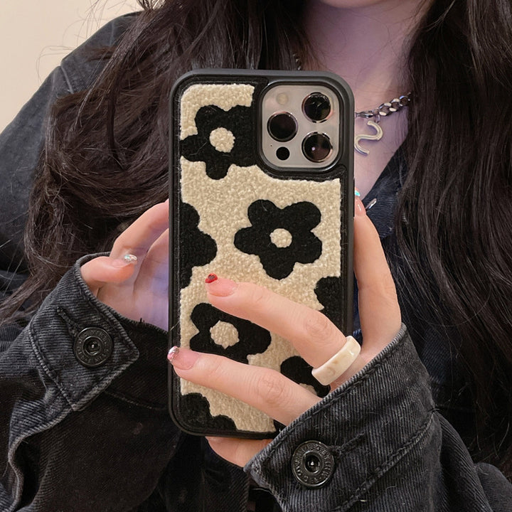 Plush Flowers Are Suitable For Ladies Phone Cases